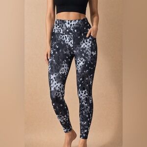 Gaiam animal print leggings